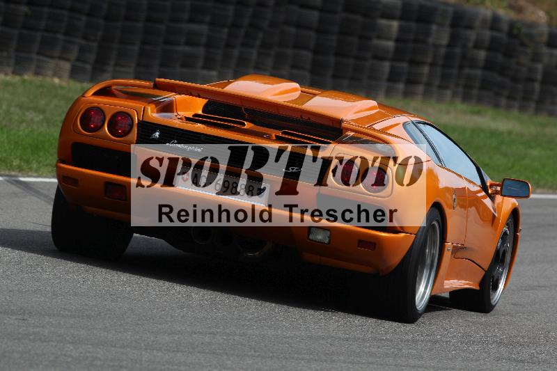 /Archiv-2022/58 30.08.2022 Caremotion  Auto Track Day ADR/Gruppe rot/1